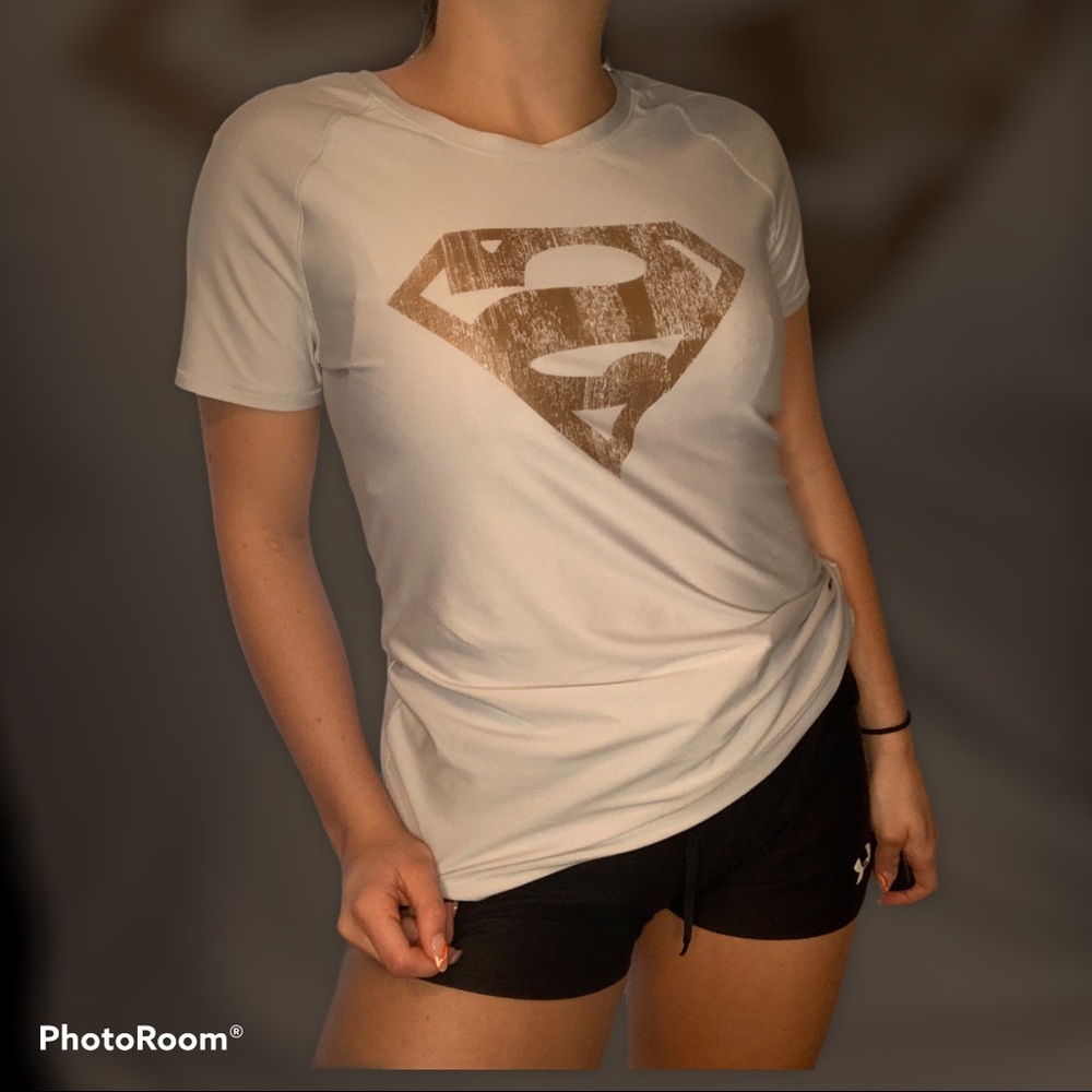 Superwoman Under Armour Tee-shirt